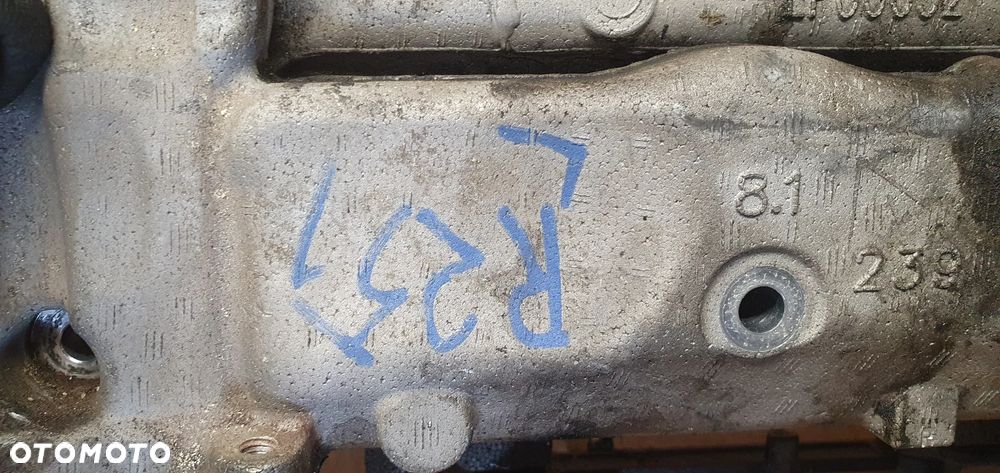 Kolektor ssący lewy Mercedes R-Klasa W251 3.0 CDI - 9