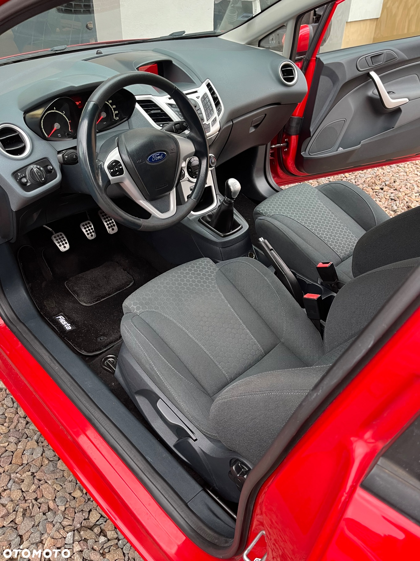 Ford Fiesta 1.6 Ti-VCT Sport - 11