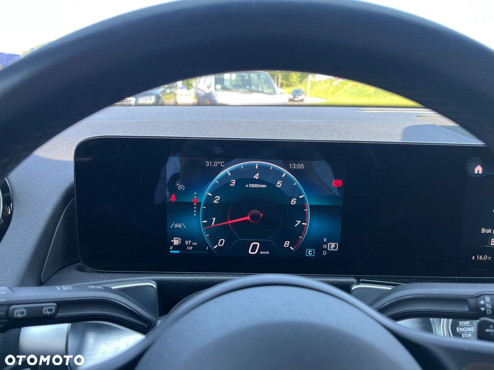 Mercedes-Benz GLB 200 Edition 1 7G-DCT - 22