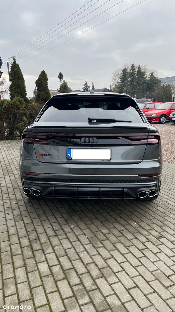 Audi SQ8 - 12