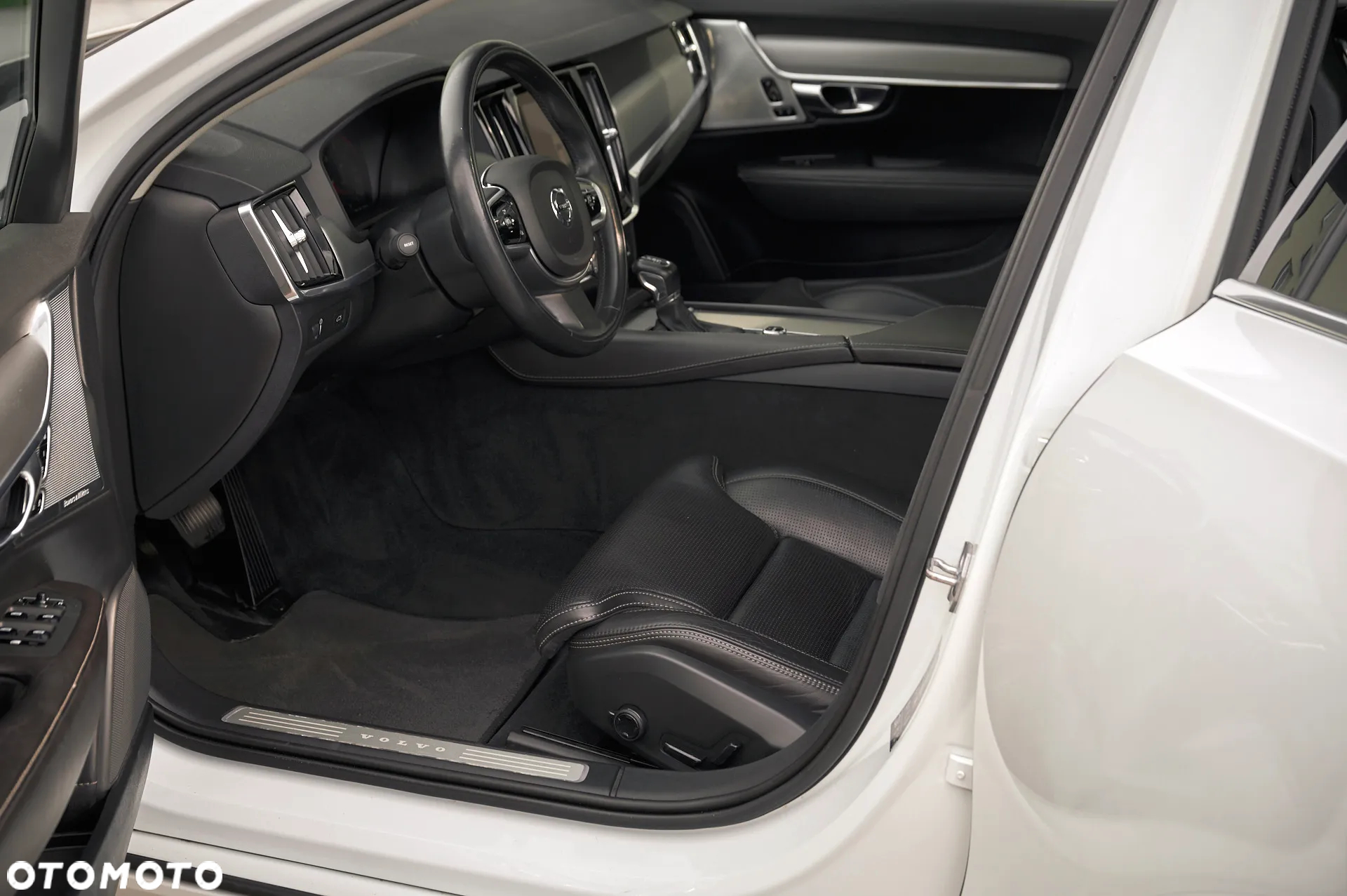 Volvo V90 D5 AWD Geartronic Inscription - 23