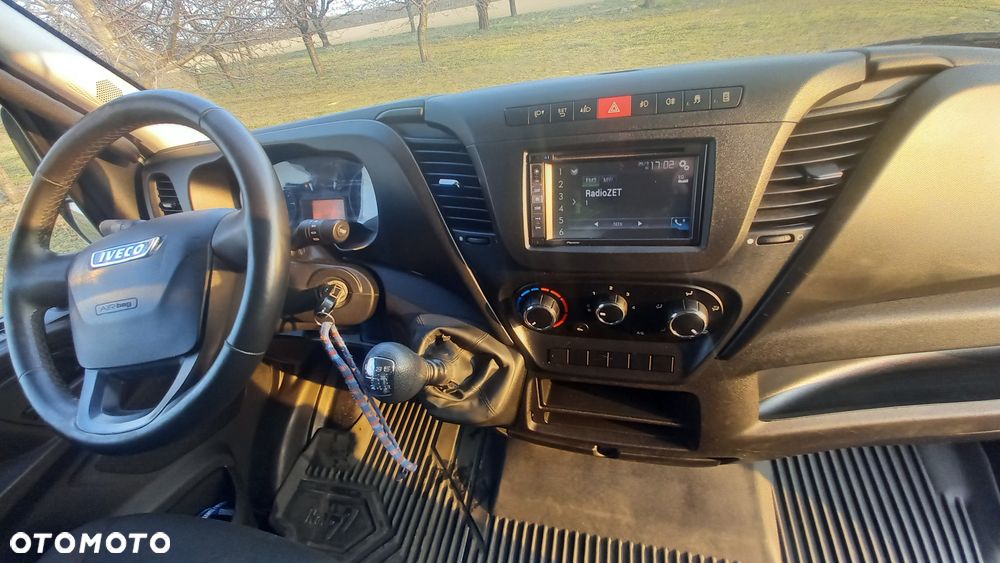 Iveco Daily - 12