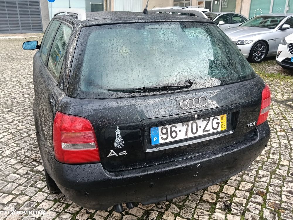 Audi A4 Avant 1.9 TDI Attraction - 9