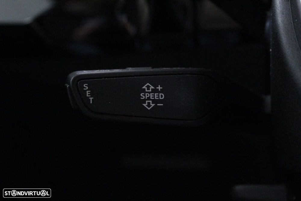 Audi Q8 e-Tron 55 quattro Advanced - 27