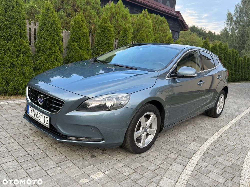 Volvo V40 D2 Momentum - 4