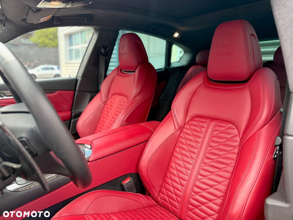Maserati Levante Trofeo - 17