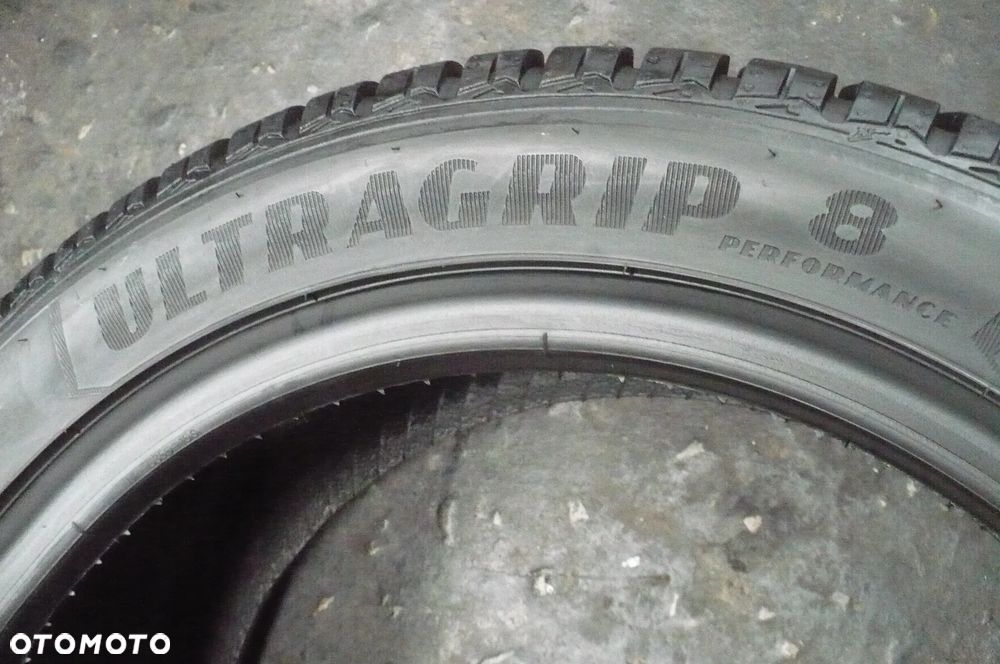 GOODYEAR Ultra Grip 8 Performance 225/45R17 6,8mm 2021 - 3