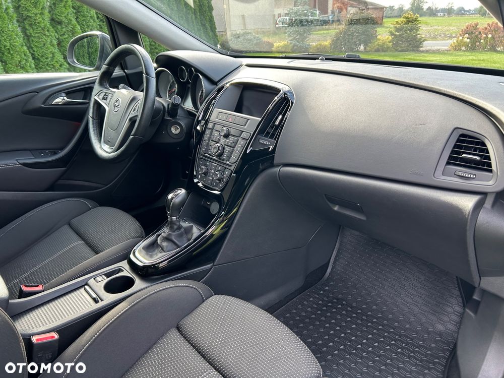 Opel Astra 1.4 Turbo Exklusiv - 8