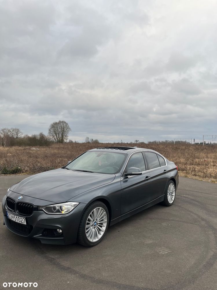 BMW Seria 3 328i xDrive Luxury Line - 3