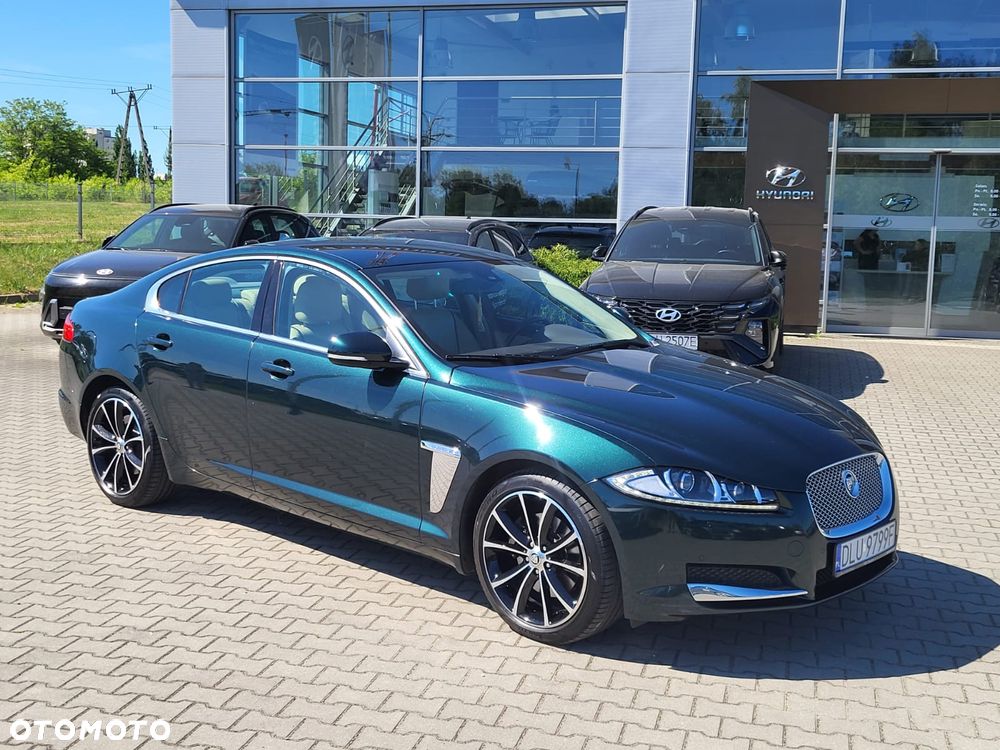 Jaguar XF 2.2 D Premium Luxury - 2