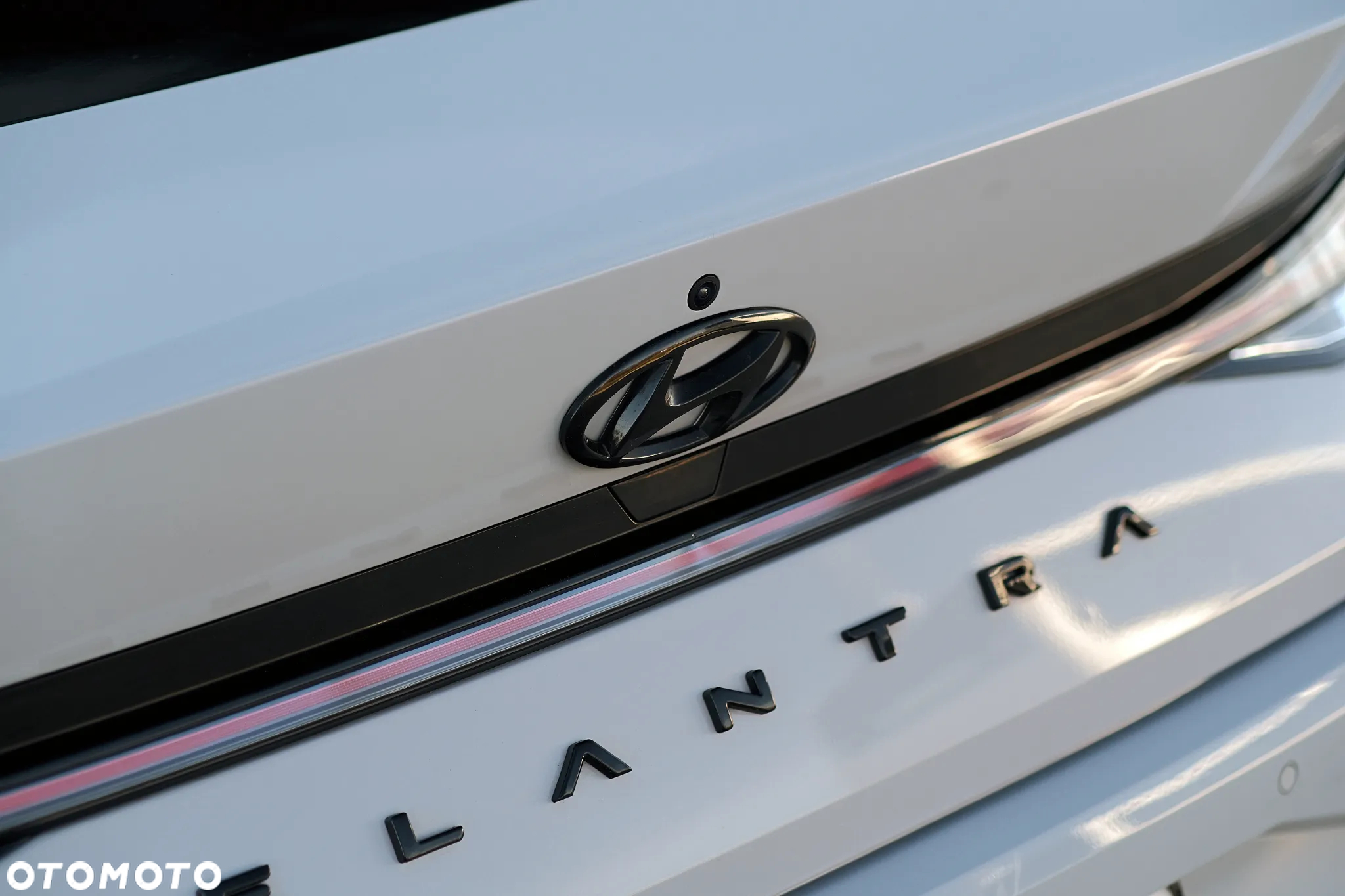 Hyundai Elantra 1.6 Smart CVT - 17