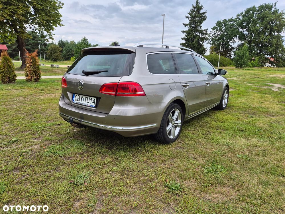 Volkswagen Passat 2.0 TDI Highline R-Style DSG - 3