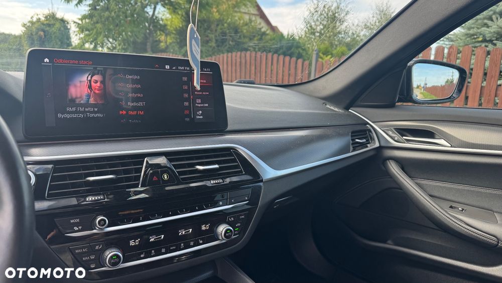BMW Seria 5 530e M Sport sport - 14