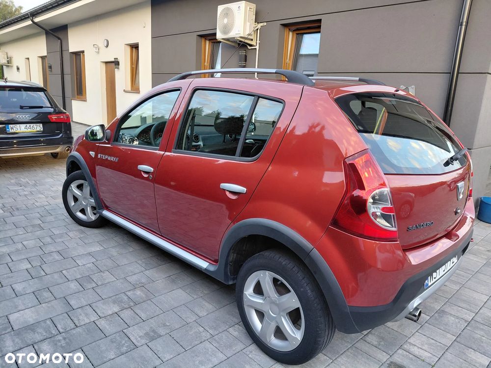 Dacia Sandero Stepway2 1.6 - 30