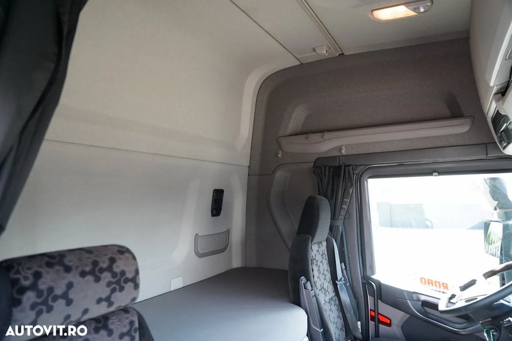 Scania R 520 / V8 / SISTEM HIDRAULIC / RETARDER / I-PARK COOL / ADR AT / TOATE AIRBAGURILE / EURO 6 - 34