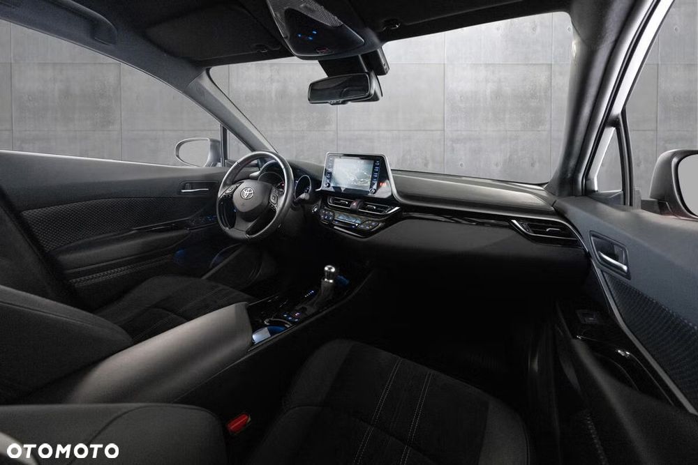 Toyota C-HR 1.8 Hybrid Premium - 17