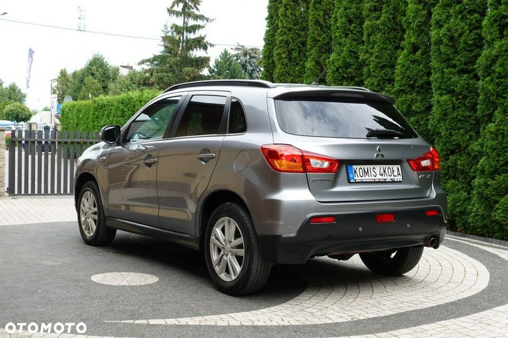 Mitsubishi ASX - 5