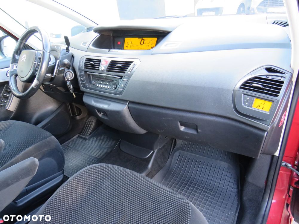Citroën C4 Picasso 1.6 HDi FAP EGS6 C-Chic - 32