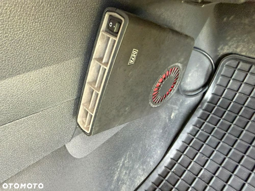 Volkswagen Caddy - 19