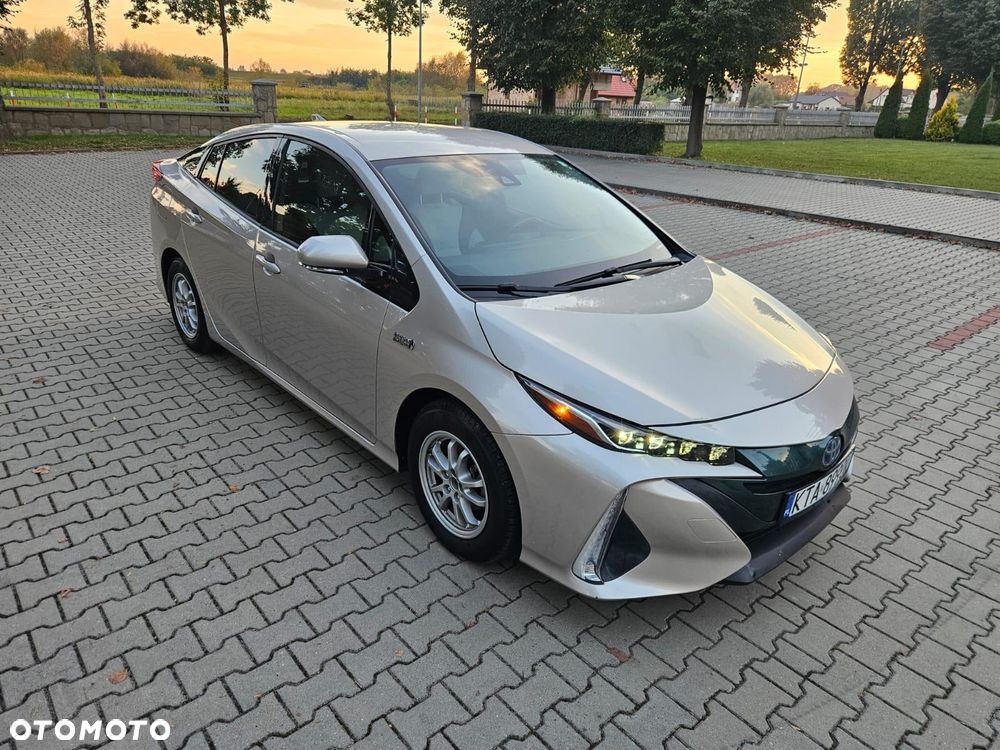 Toyota Prius - 10