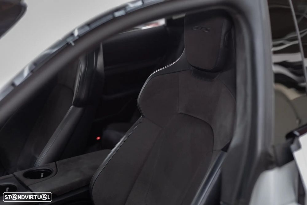 Porsche Taycan Sport Turismo GTS - 23