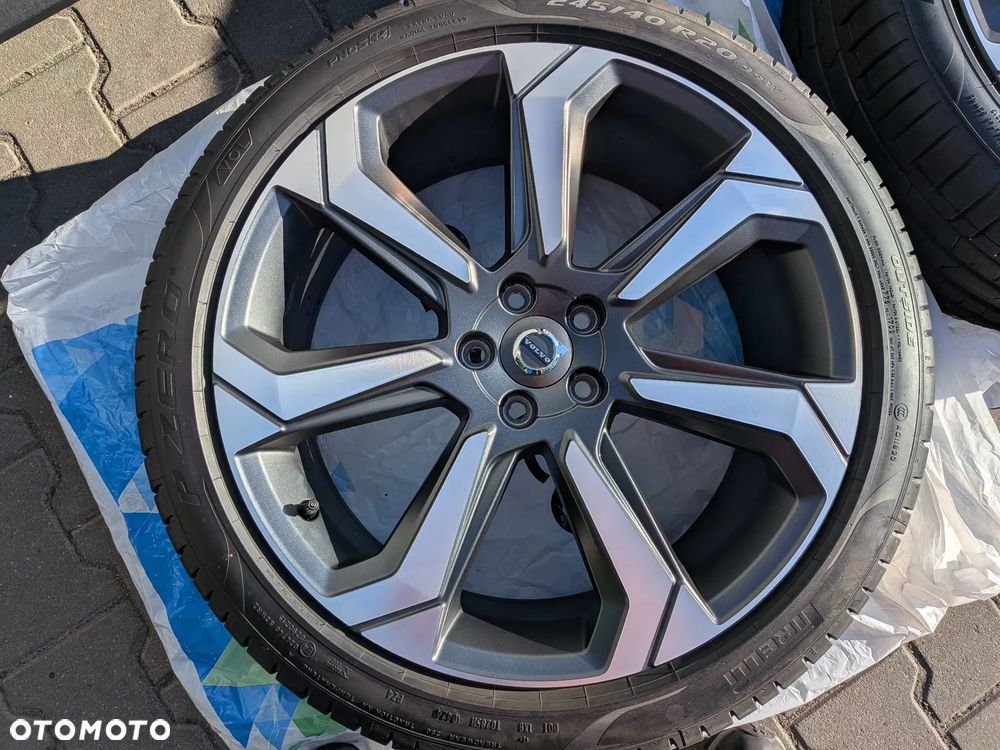 Koła Volvo V60 Cross Country 20" (32207327) + Pirelli P Zero — komplet 4 szt., jak nowe - 3