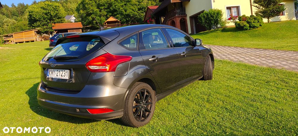 Ford Focus 1.5 TDCi Trend - 6