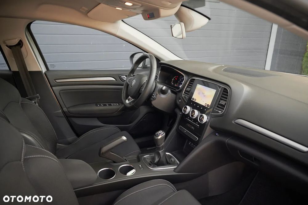 Renault Megane 1.3 TCe FAP Intens - 18