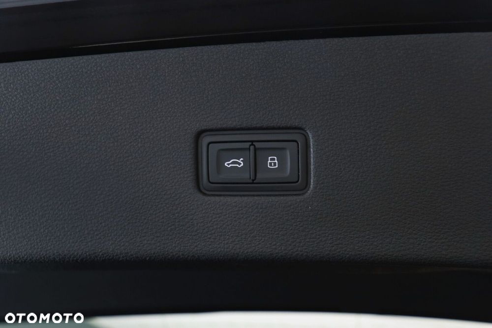 Audi Q8 - 7