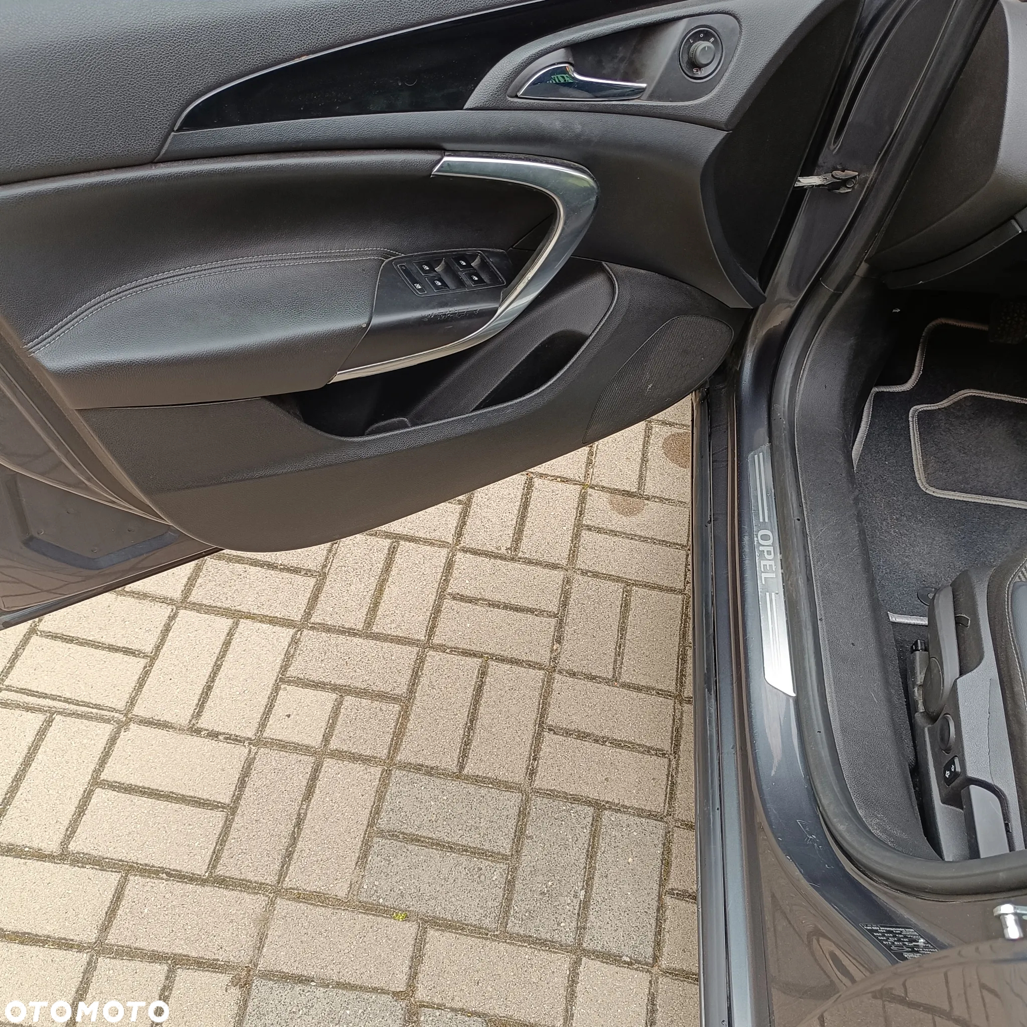 Opel Insignia 2.0 CDTI Cosmo ecoFLEX - 10