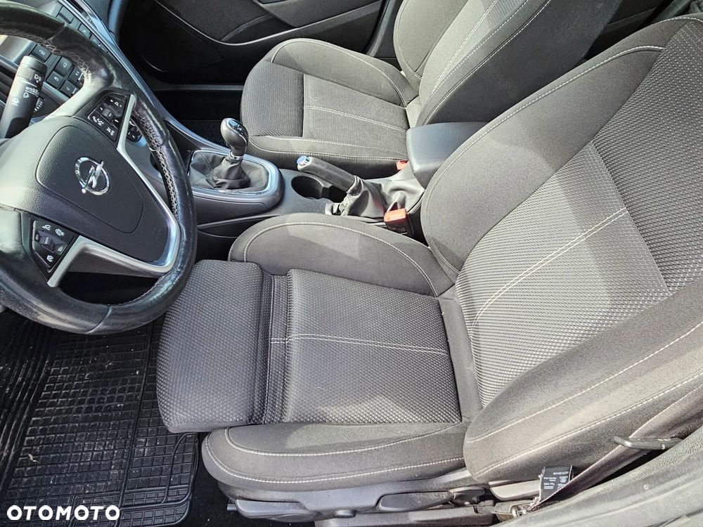 Opel Astra 1.4 T EU6 - 9