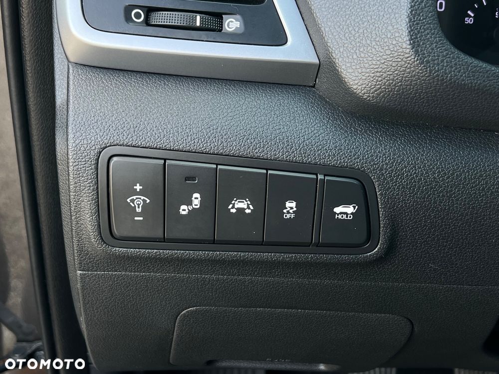 Hyundai Tucson 2.0 CRDI BlueDrive Style 2WD - 26