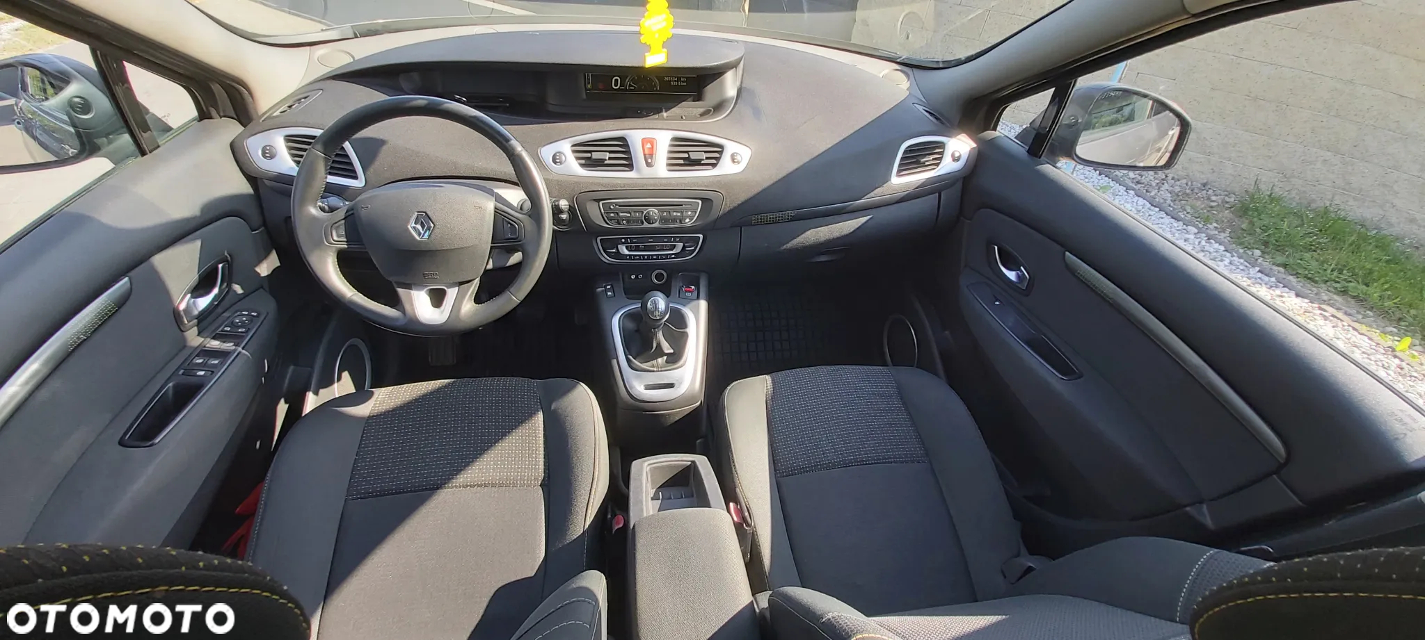 Renault Grand Scenic - 9