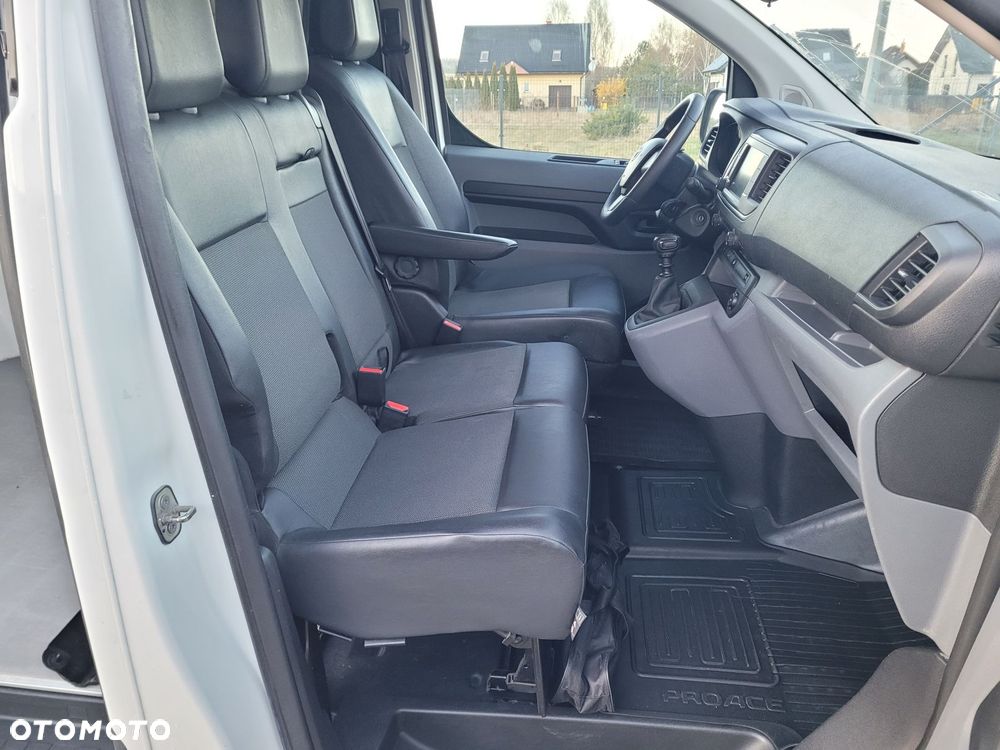 Toyota Proace LONG kamera 122KM NaviGoogle 3-osobowy - 22