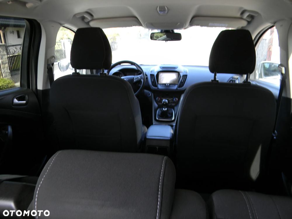 Ford Kuga 1.5 EcoBoost 2x4 Business Edition - 19