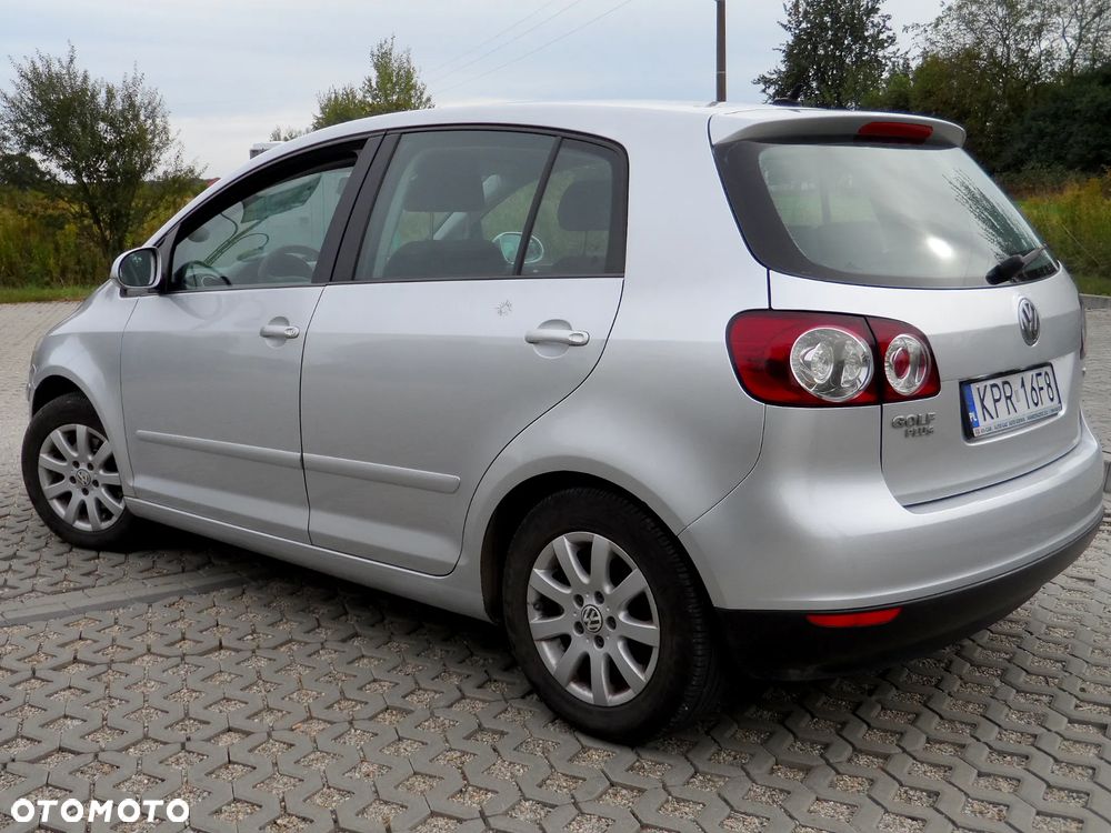 Volkswagen Golf Plus 1.6 Comfortline - 12