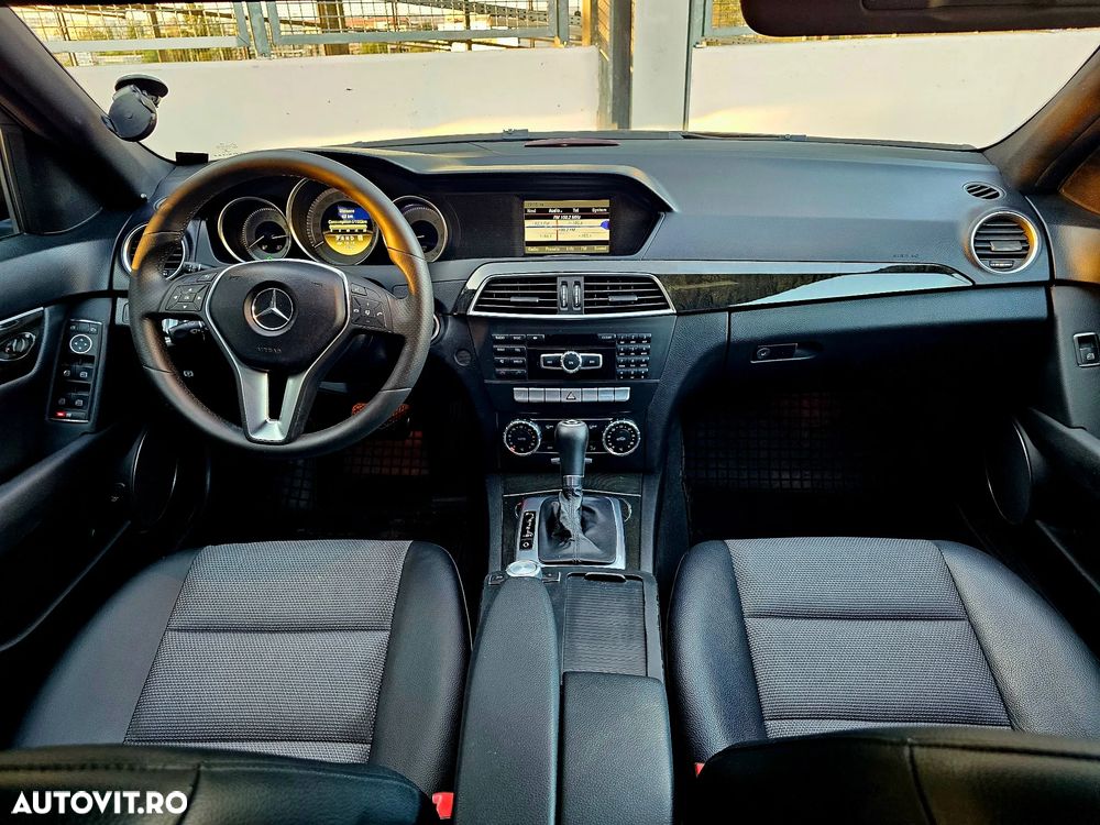 Mercedes-Benz C 250 (BlueTEC) d 4Matic 7G-TRONIC AMG Line - 6