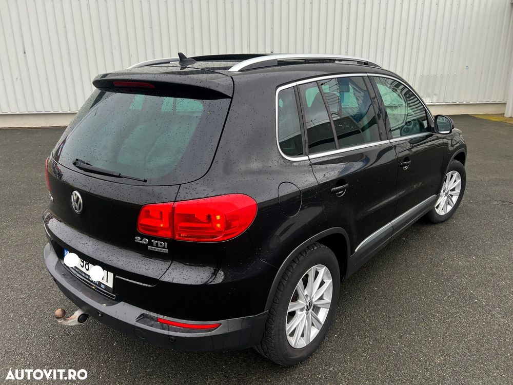 Volkswagen Tiguan 2.0 TDI DPF 4Motion BlueMotion Technology DSG Lounge Sport & Style - 17