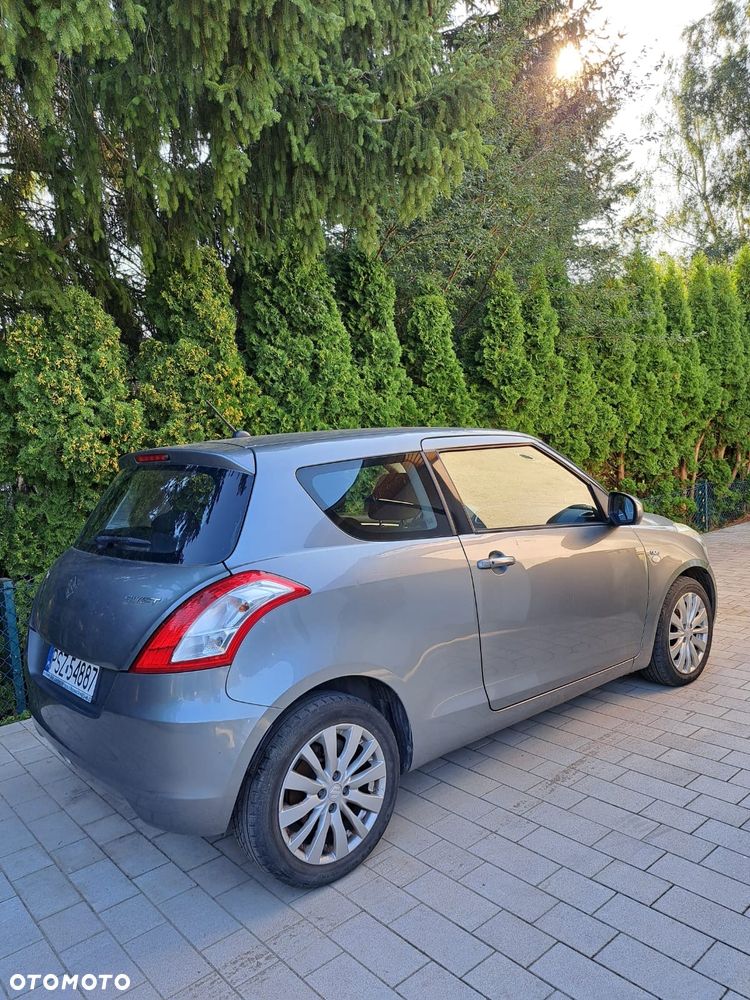Suzuki Swift 1.3 DDiS GLX / Comfort - 8