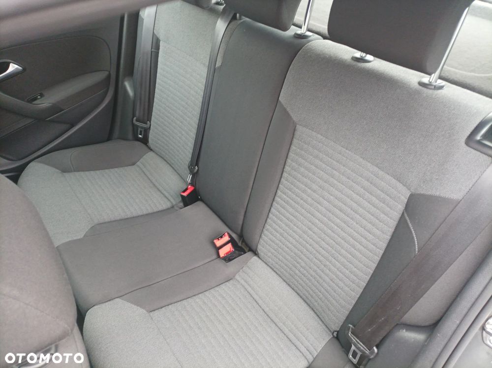 Volkswagen Polo 1.4 Highline - 20