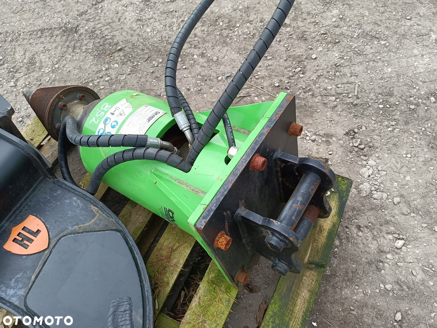 Łuparka hydrauliczna stożkowa ŚWIDER DO drewna pni korzeni OMEF SPV2 110 - 4