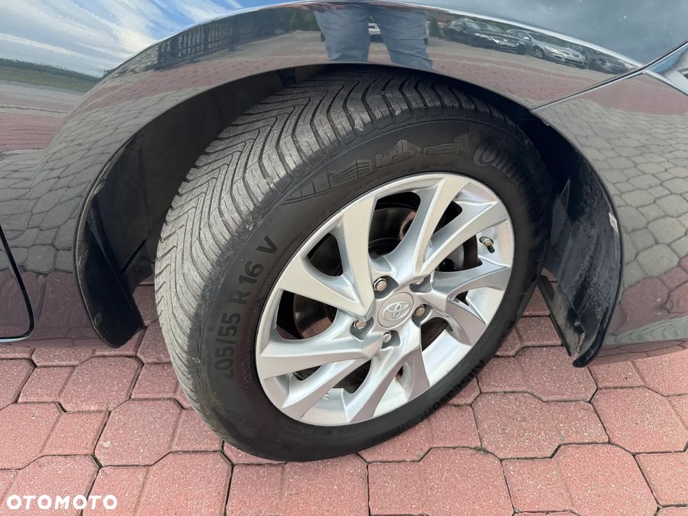 Toyota Auris 1.33 Dual-VVT-i Life - 15