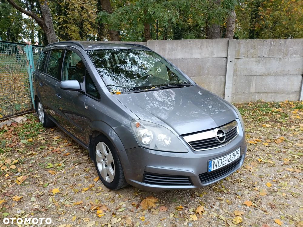 Opel Zafira - 8