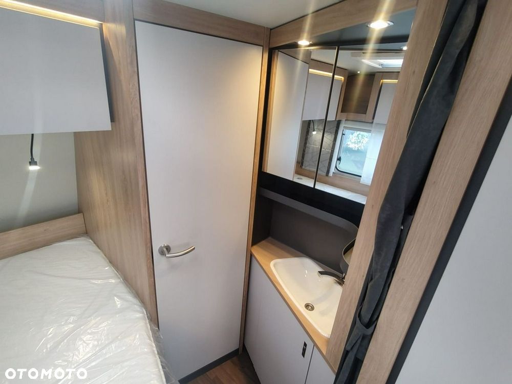 KNAUS Sport 450 FU z łóżkiem francuskim, DMC 1500 KG - 13