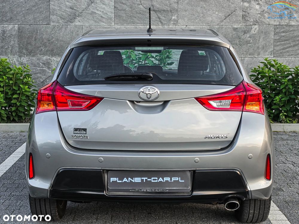 Toyota Auris - 11