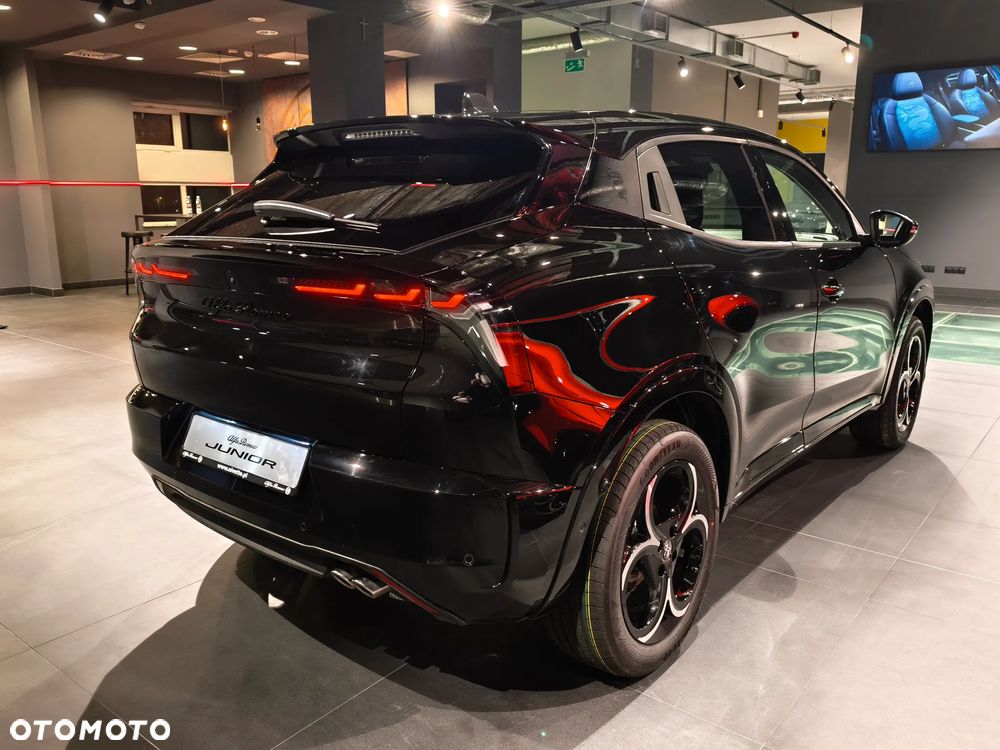 Alfa Romeo Junior 1.2 mHEV Ti eDCT - 4