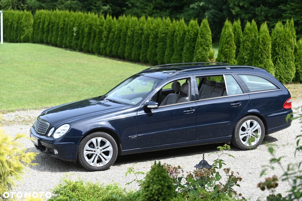Mercedes-Benz Klasa E 240 T Classic - 6