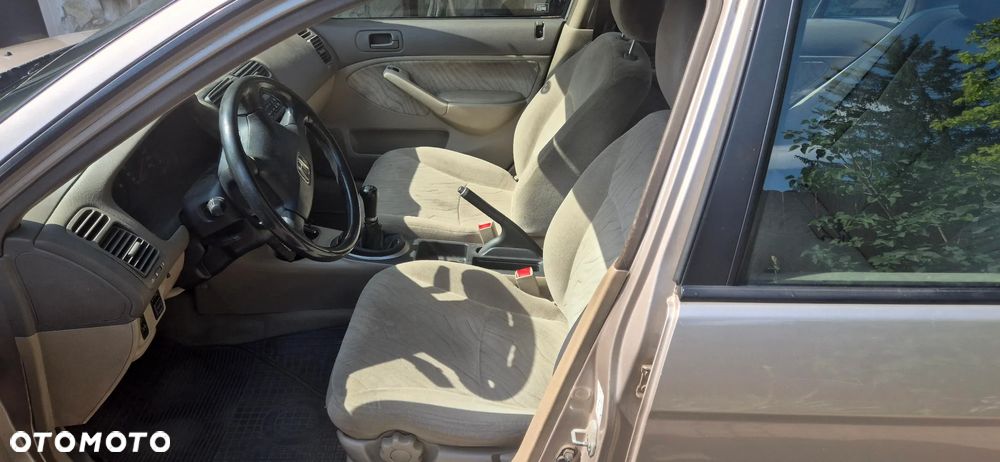 Honda Civic 1.6i ES - 7
