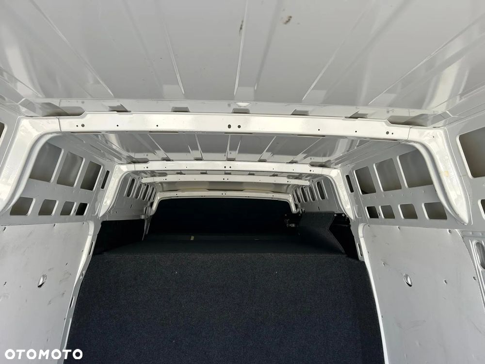 Iveco Daily - 12