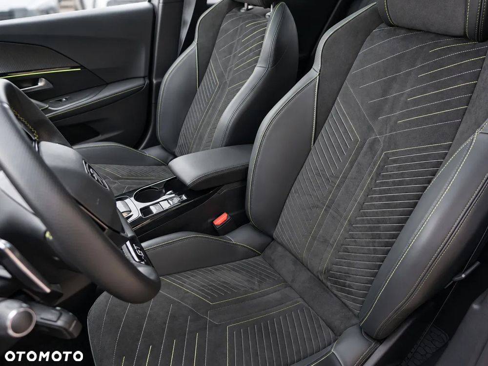 Peugeot 2008 1.2 PureTech GT S&S EAT8 - 30
